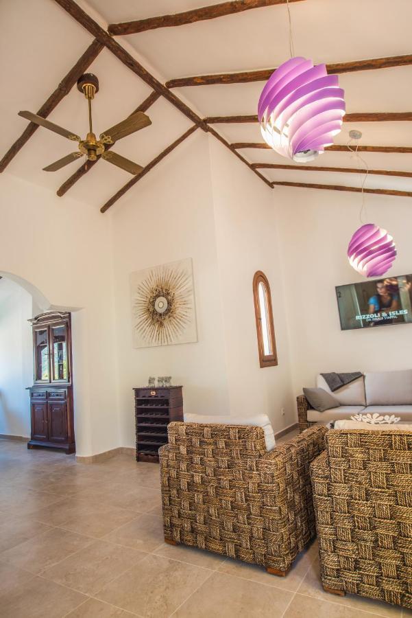 Luxurioese Und Grossraeumige Villa Mit Community Pool, Sicht Auf Das Mittelmeer Sowie Dem Mar Menor, La Manga Club Atamaría Buitenkant foto