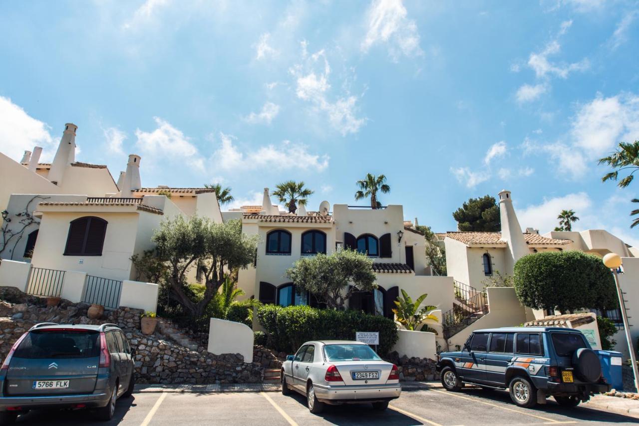 Luxurioese Und Grossraeumige Villa Mit Community Pool, Sicht Auf Das Mittelmeer Sowie Dem Mar Menor, La Manga Club Atamaría Buitenkant foto