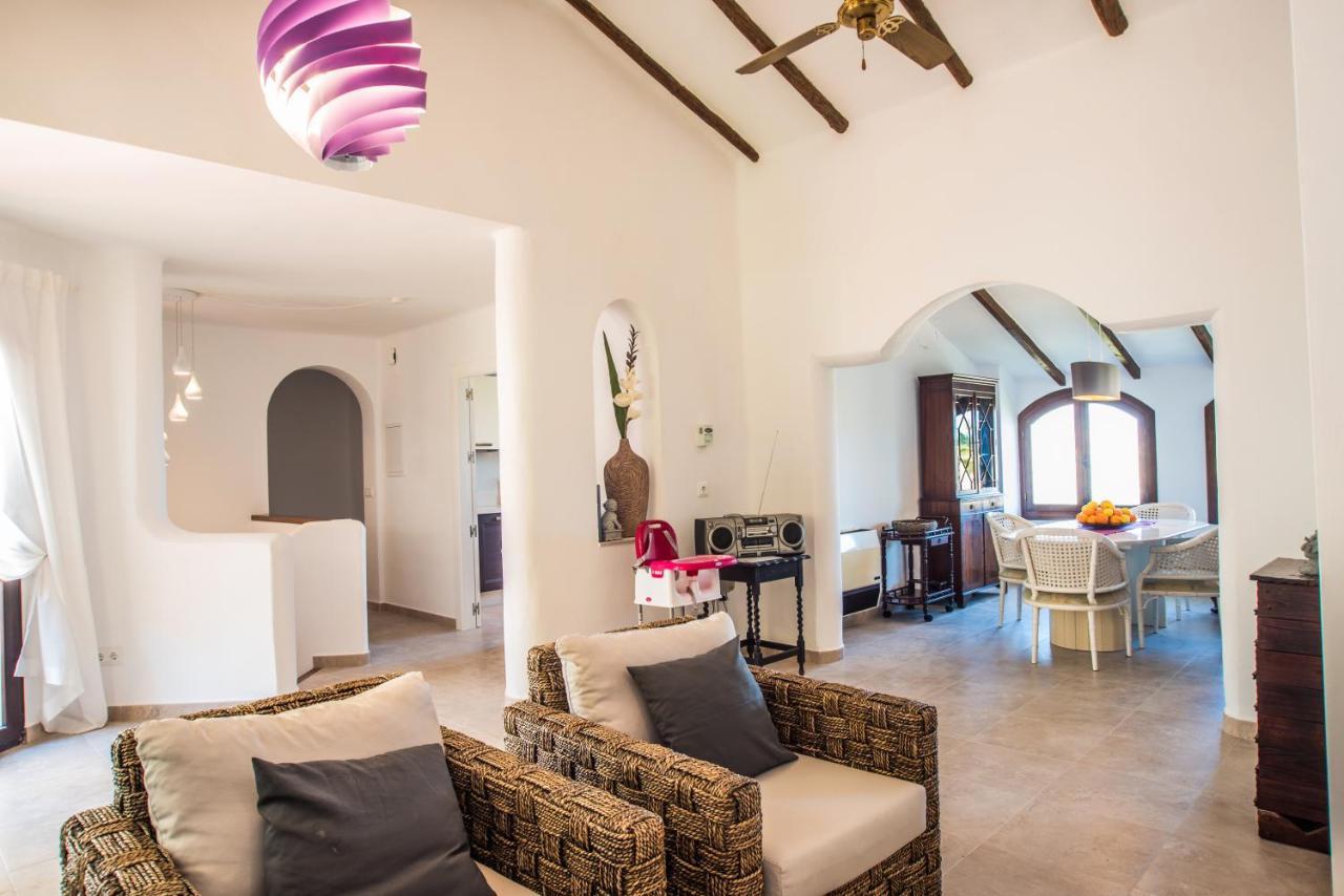 Luxurioese Und Grossraeumige Villa Mit Community Pool, Sicht Auf Das Mittelmeer Sowie Dem Mar Menor, La Manga Club Atamaría Buitenkant foto