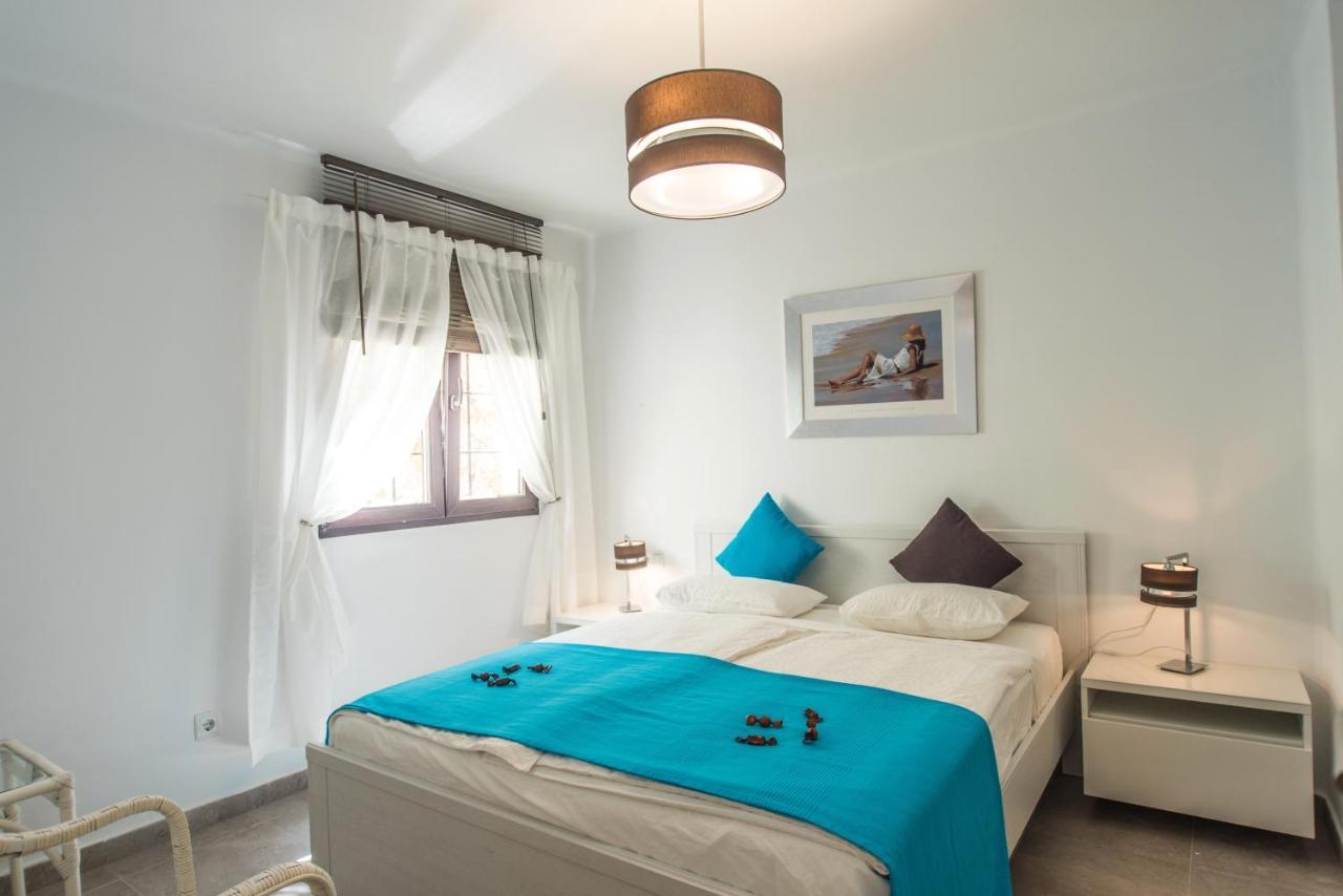 Luxurioese Und Grossraeumige Villa Mit Community Pool, Sicht Auf Das Mittelmeer Sowie Dem Mar Menor, La Manga Club Atamaría Buitenkant foto