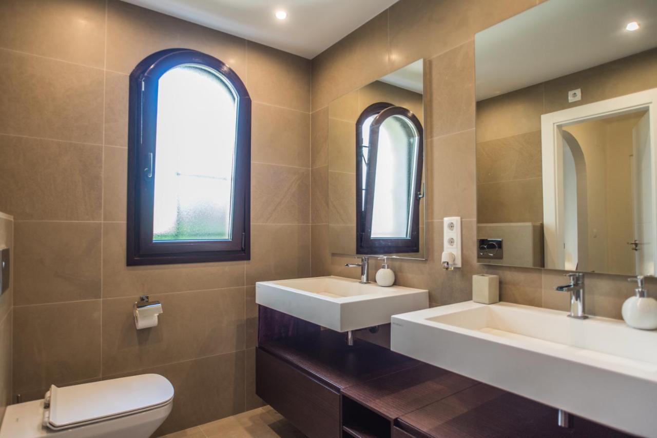 Luxurioese Und Grossraeumige Villa Mit Community Pool, Sicht Auf Das Mittelmeer Sowie Dem Mar Menor, La Manga Club Atamaría Buitenkant foto